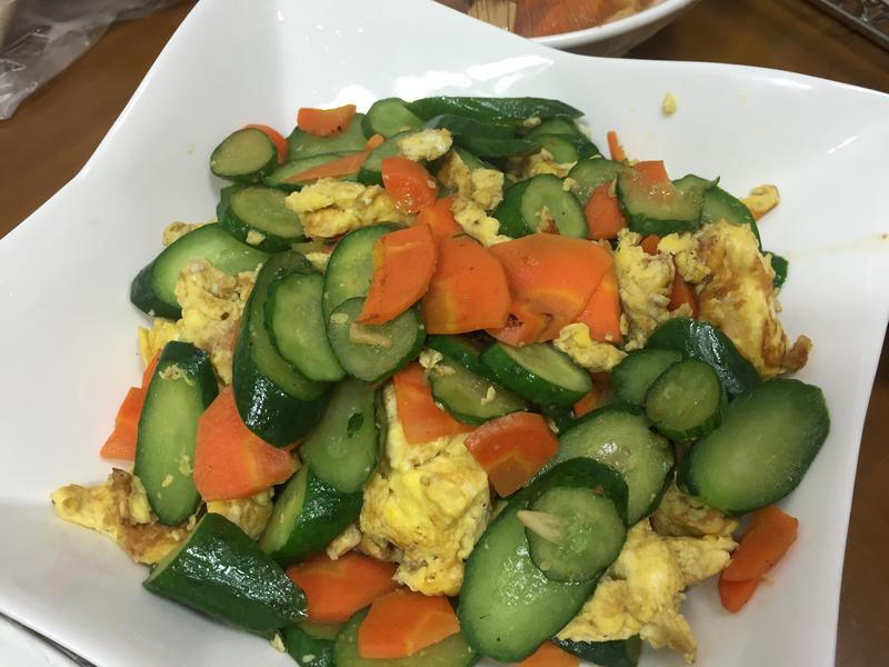 冬日暖意，一碗冬菇鸡汤的温情故事