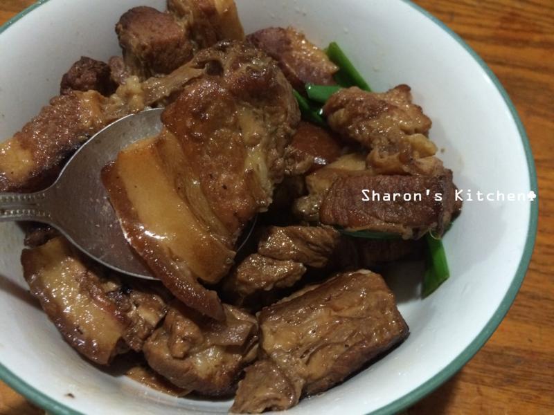 圣代冰激凌，甜蜜的凉意，舌尖上的夏日传奇