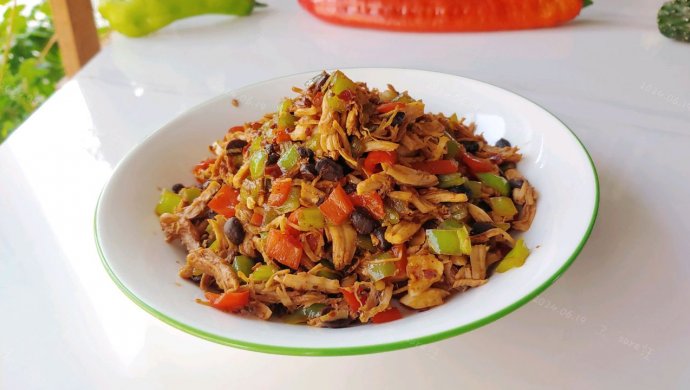 探秘四川美食——抄手馅的制作艺术